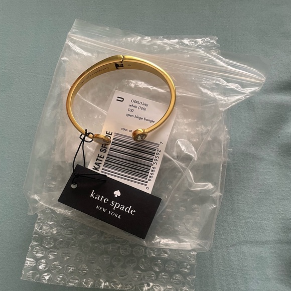 NWT Kate Spade Spot the Spade Open Hinge Bangle - Picture 6 of 6